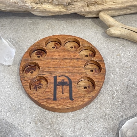 wooden_stand_for_mood_mists